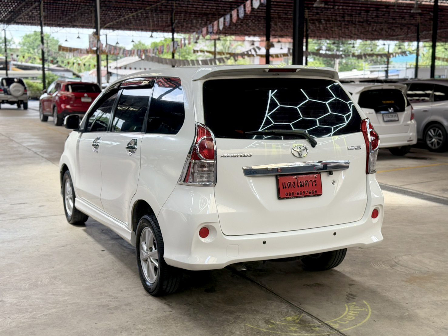TOYOTA AVANZA 1.5 S 2012