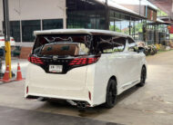 TOYOTA ALPHARD 2.5 HYBRID E-FOUR 2015