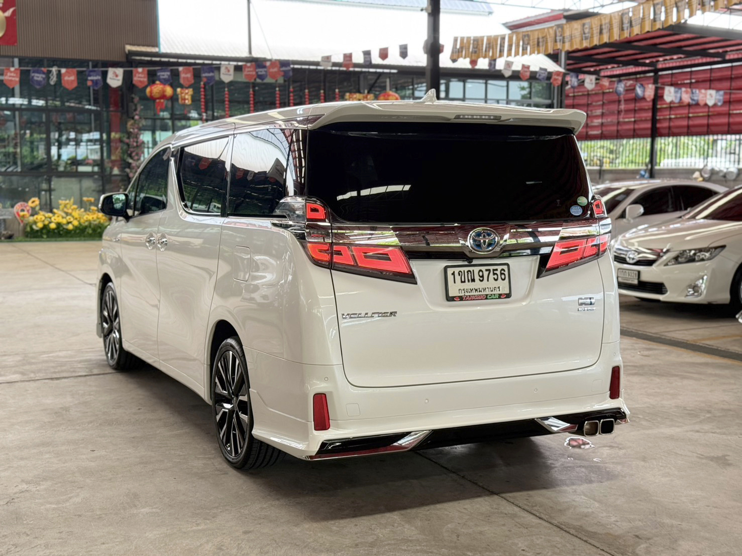 TOYOTA VELLFIRE 2.5 X HYBRID 2020