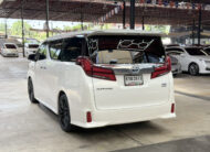 TOYOTA ALPHARD 2.5 SR-C HYBRID