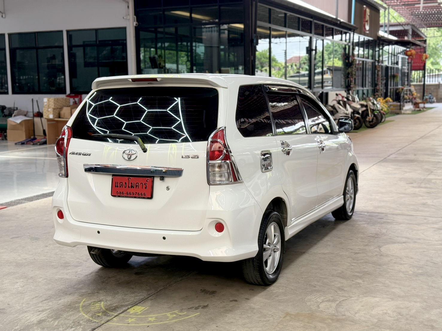 TOYOTA AVANZA 1.5 S 2012