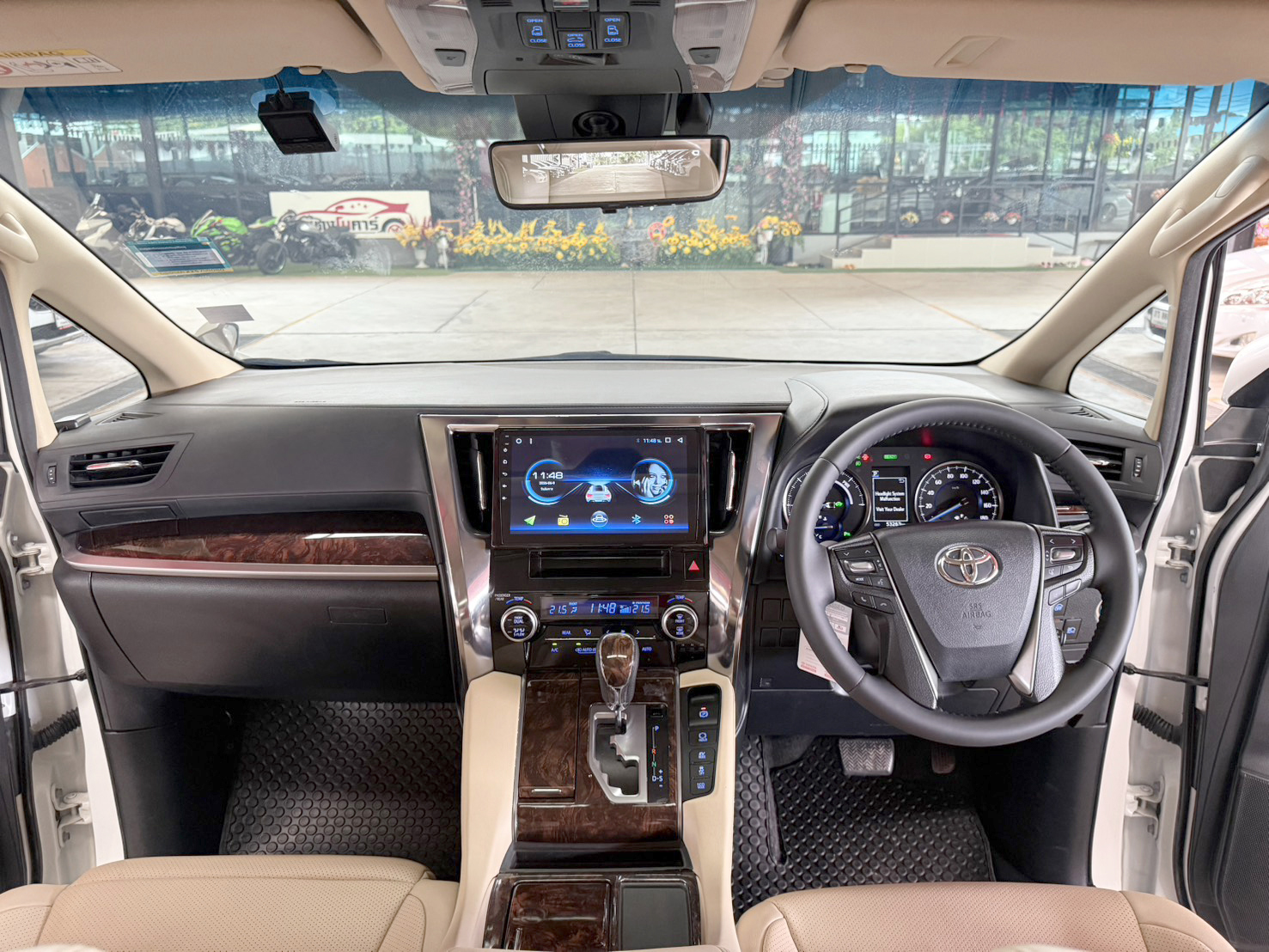 TOYOTA VELLFIRE 2.5 X HYBRID 2020