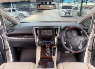 TOYOTA ALPHARD 2.5 HYBRID E-FOUR 2016