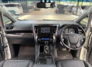 TOYOTA ALPHARD 2.5 SR-C HYBRID