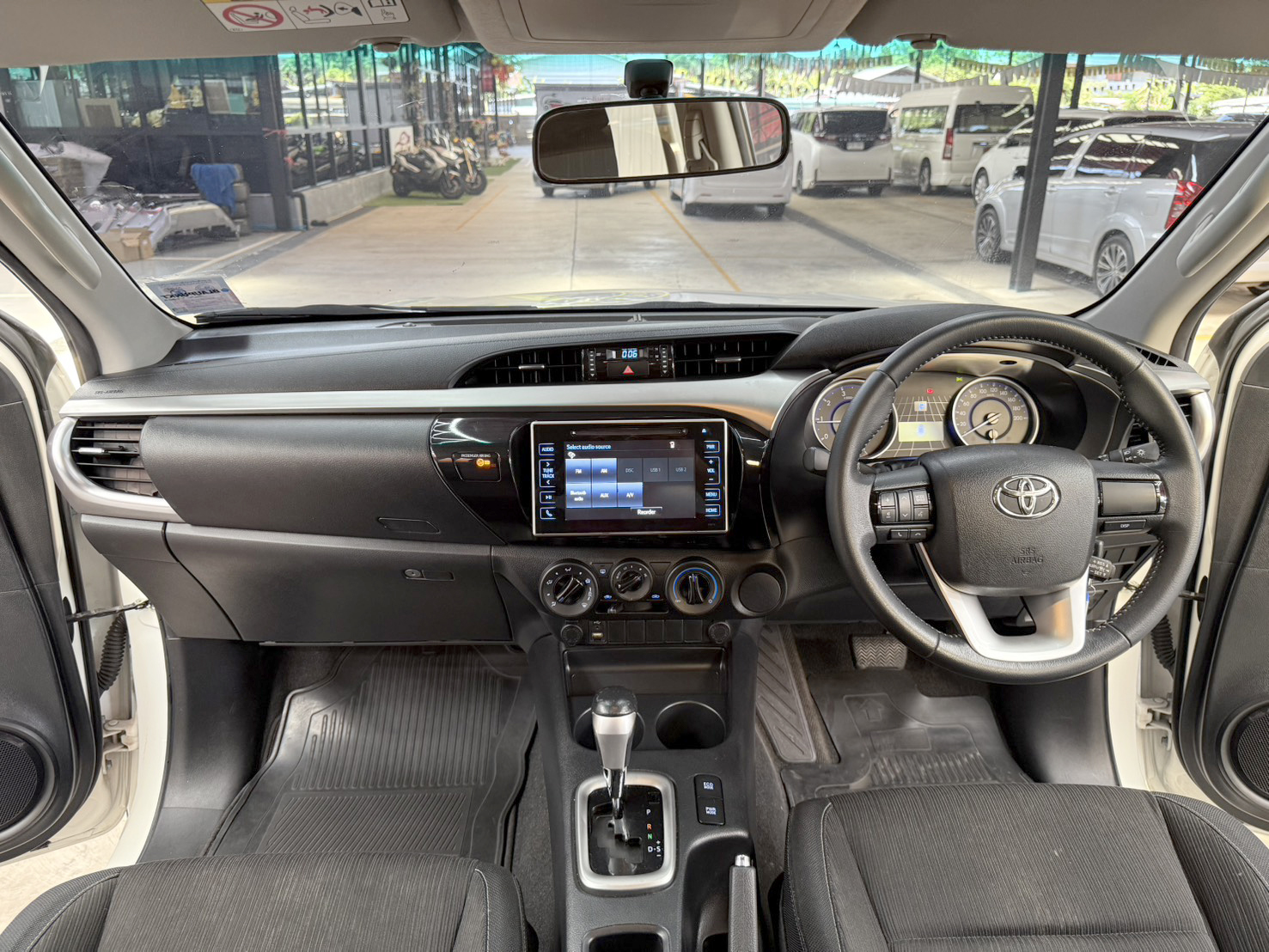 TOYOTA REVO 2.4 E PLUS PRERUNNER 2018