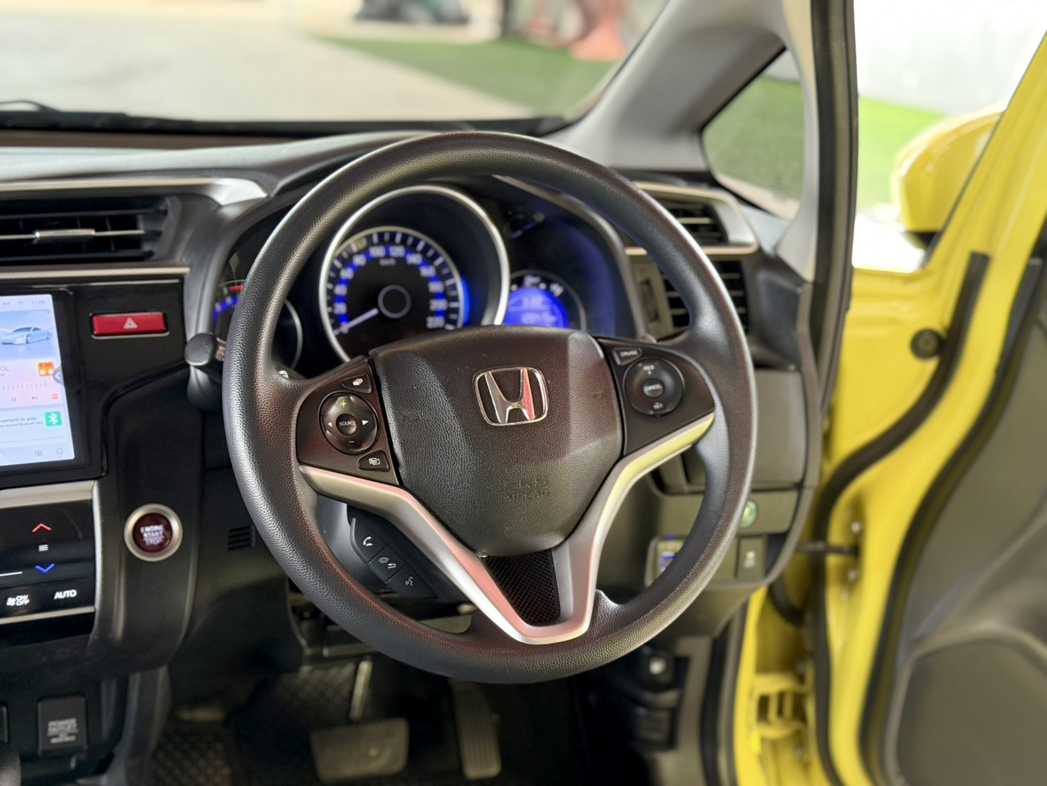 HONDA JAZZ 1.5 SV i-VTEC 2015