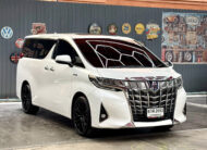 TOYOTA ALPHARD 2.5  HYBRID E-FOUR 2019