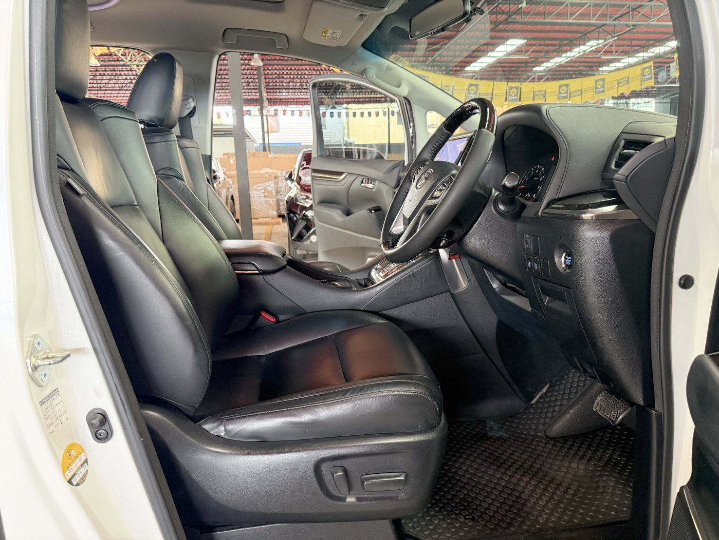 TOYOTA VELLFIRE 2.5 Z-G EDITION 2017