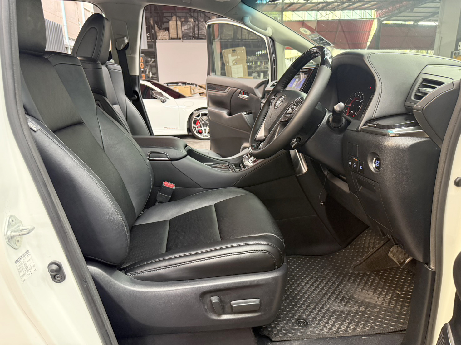 TOYOTA VELLFIRE 2.5 Z-G EDITION 2019