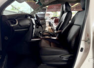 TOYOTA FORTUNER 2.4 V 2017