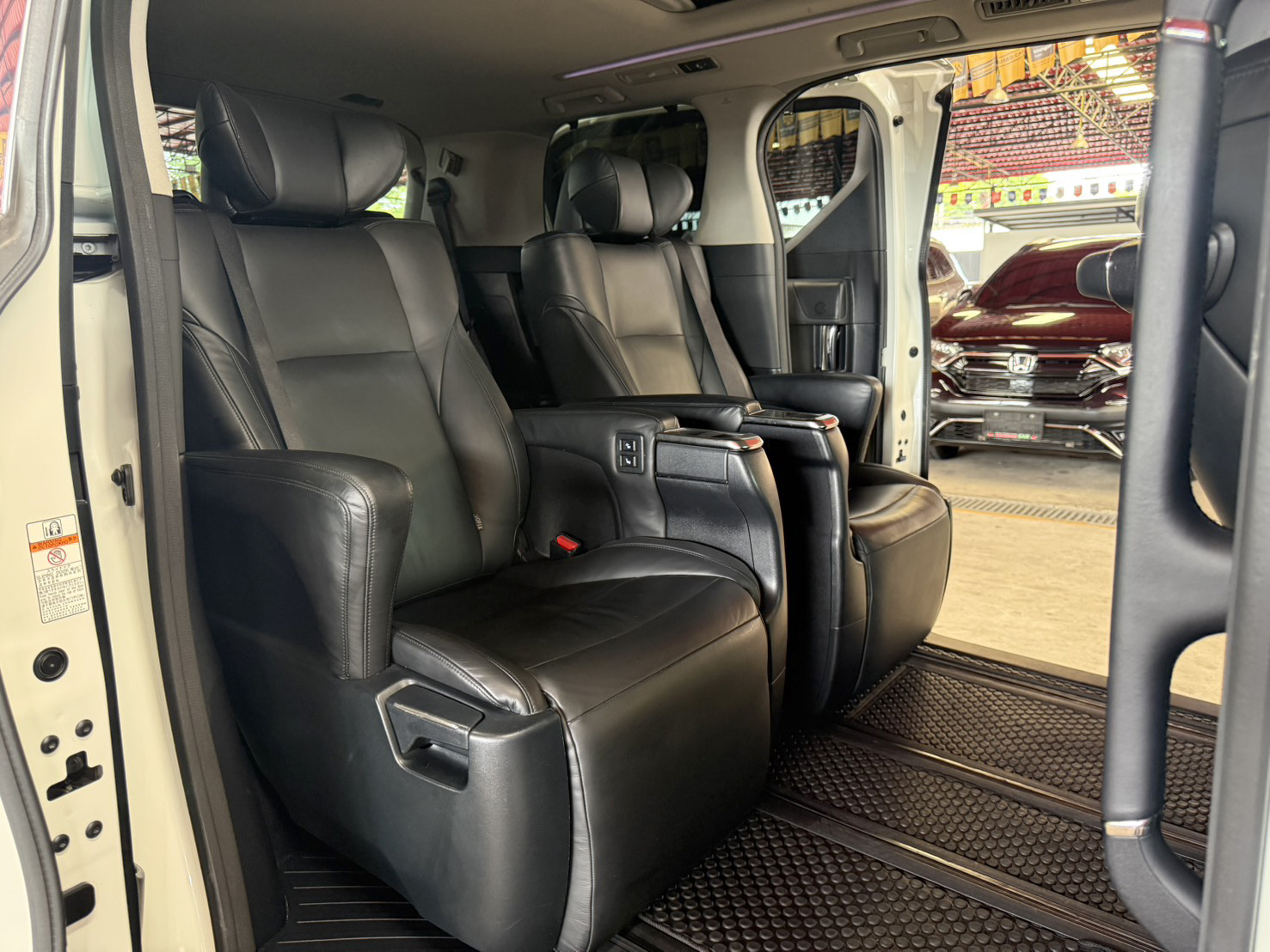 TOYOTA VELLFIRE 2.5 Z-G EDITION 2017