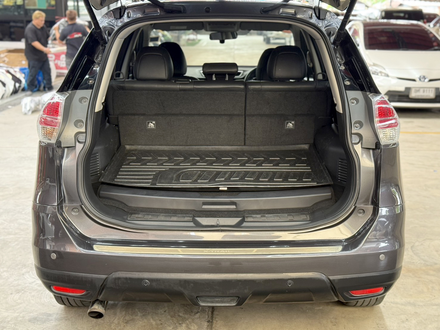 NISSAN X-TRAIL 2.0 V Hybrid 4WD 2016