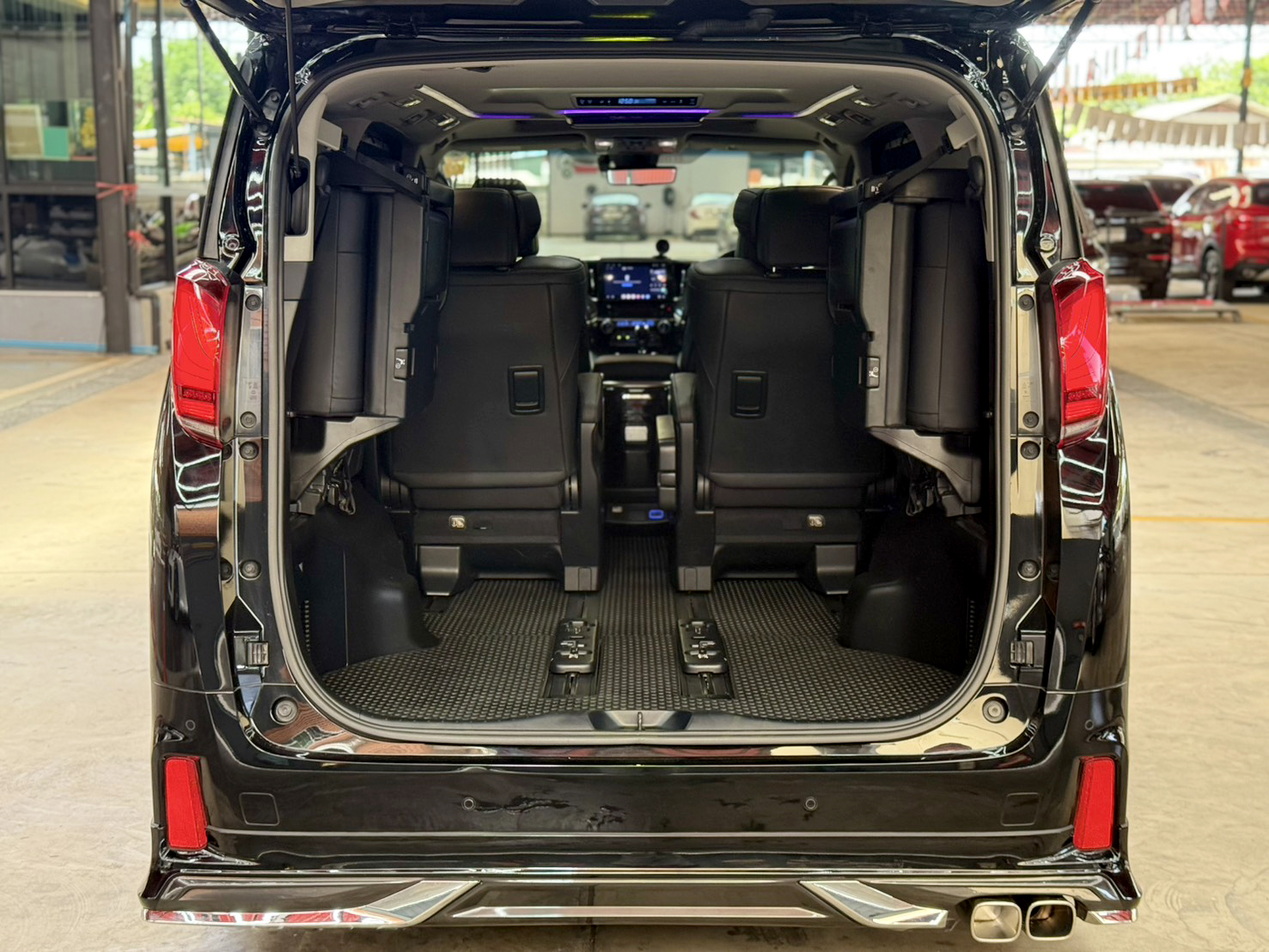 TOYOTA ALPHARD 2.5 SC PACKAGE 2023