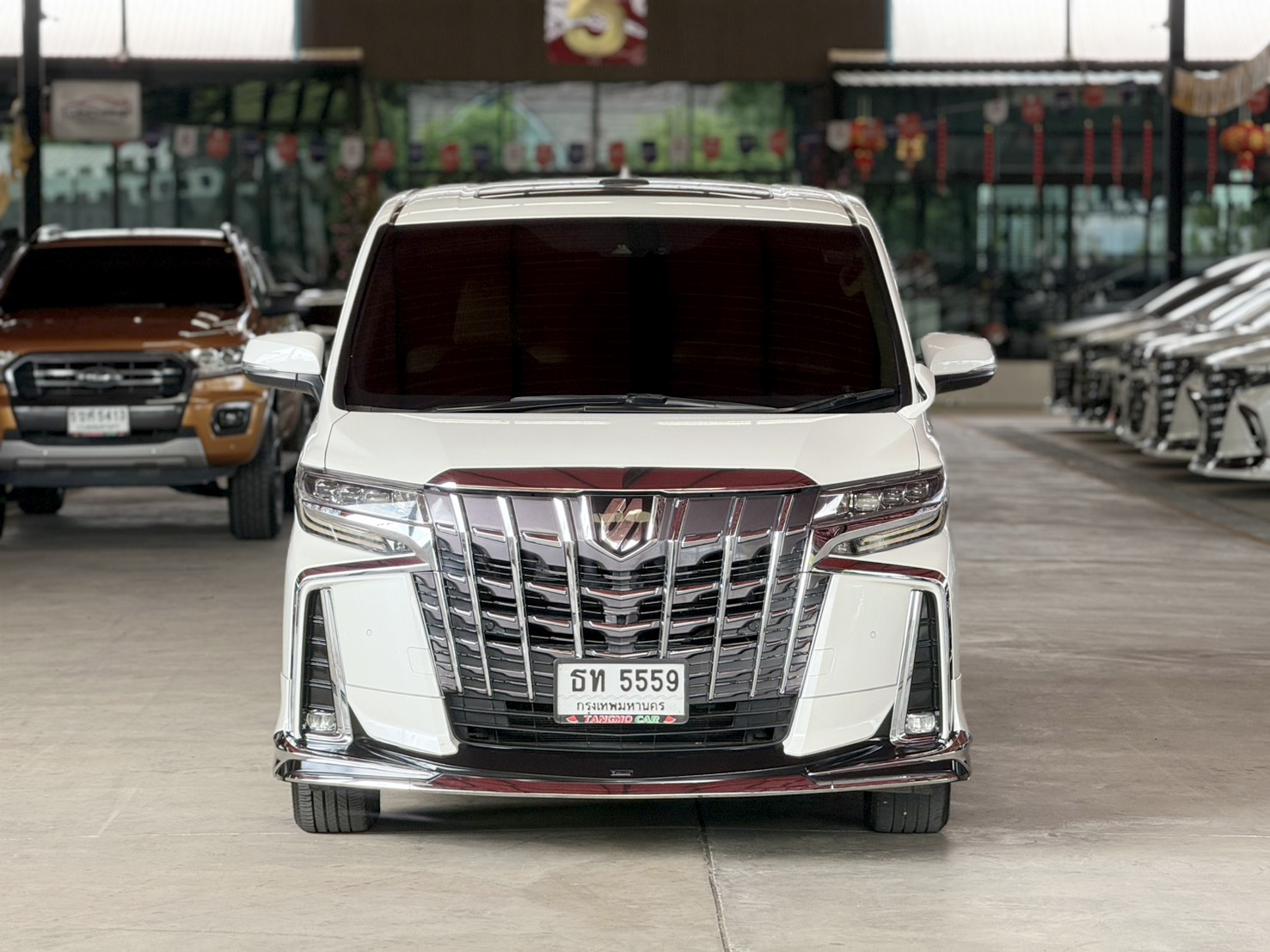 TOYOTA ALPHARD 2.5 G-F HYBRID 2020