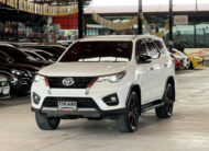 TOYOTA FORTUNER 2.4 V 2017