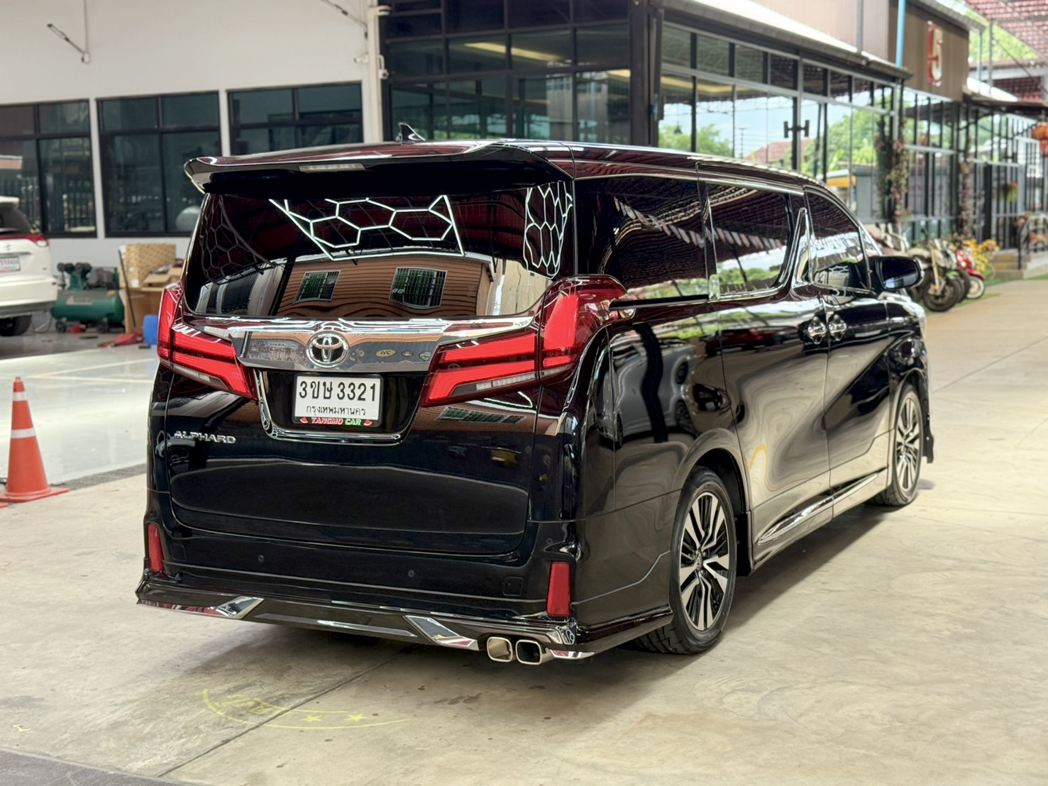 TOYOTA ALPHARD 2.5 SC PACKAGE 2023