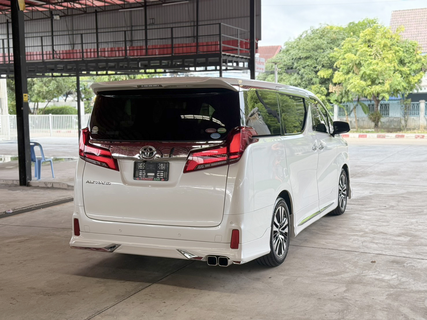 TOYOTA ALPHARD 2.5 SC PACKAGE 2018
