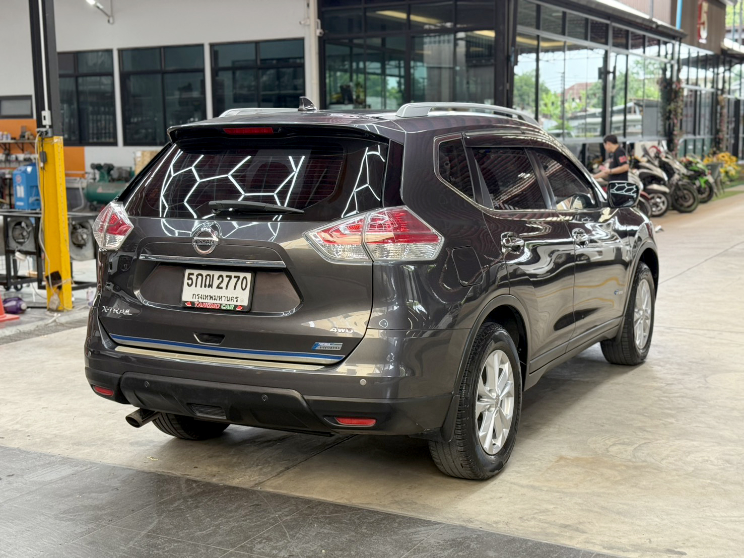NISSAN X-TRAIL 2.0 V Hybrid 4WD 2016