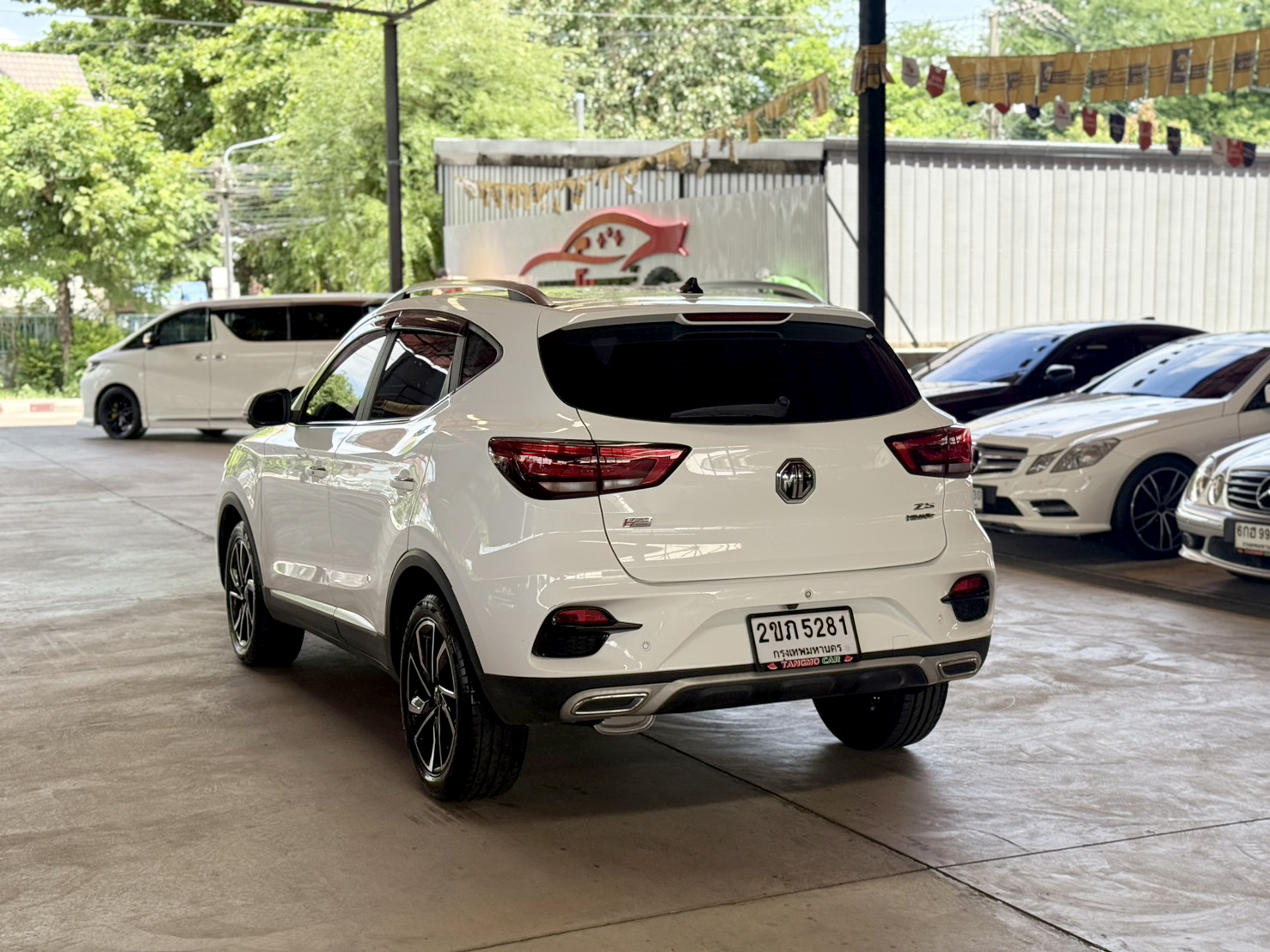 MG ZS 1.5 X+ SUNROOF 2022