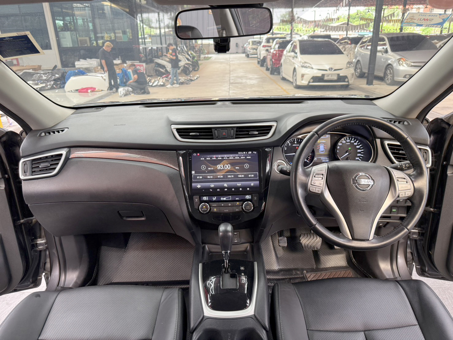 NISSAN X-TRAIL 2.0 V Hybrid 4WD 2016