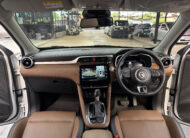 MG ZS 1.5 V SUNROOF 2022