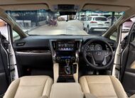 TOYOTA ALPHARD 2.5  HYBRID E-FOUR 2019