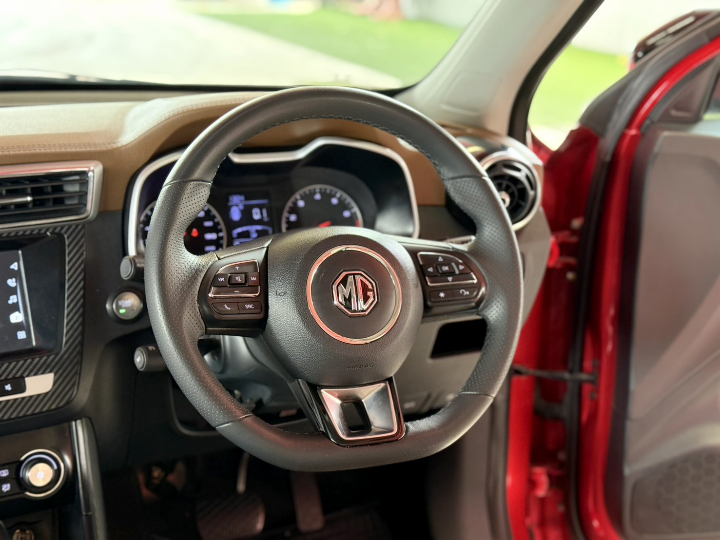 MG ZS 1.5 X+ SUNROOF 2019