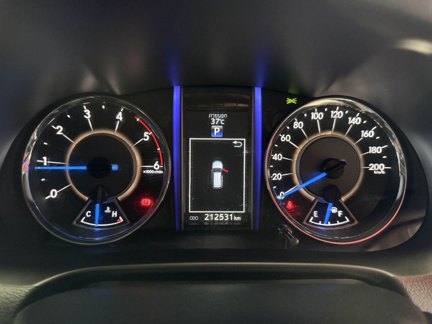 TOYOTA FORTUNER 2.4 V 2017