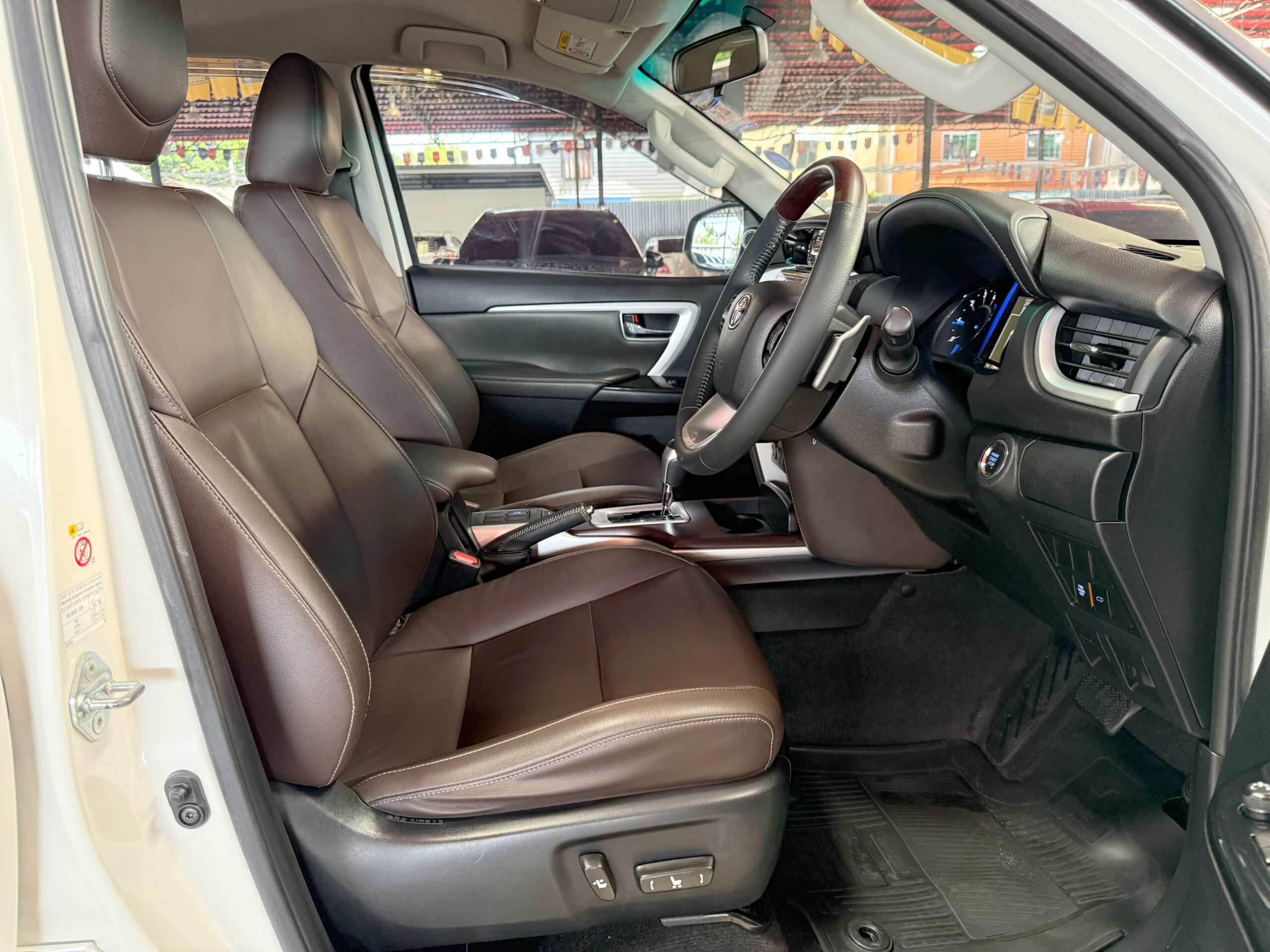 TOYOTA FORTUNER 2.4 V 2WD 2019