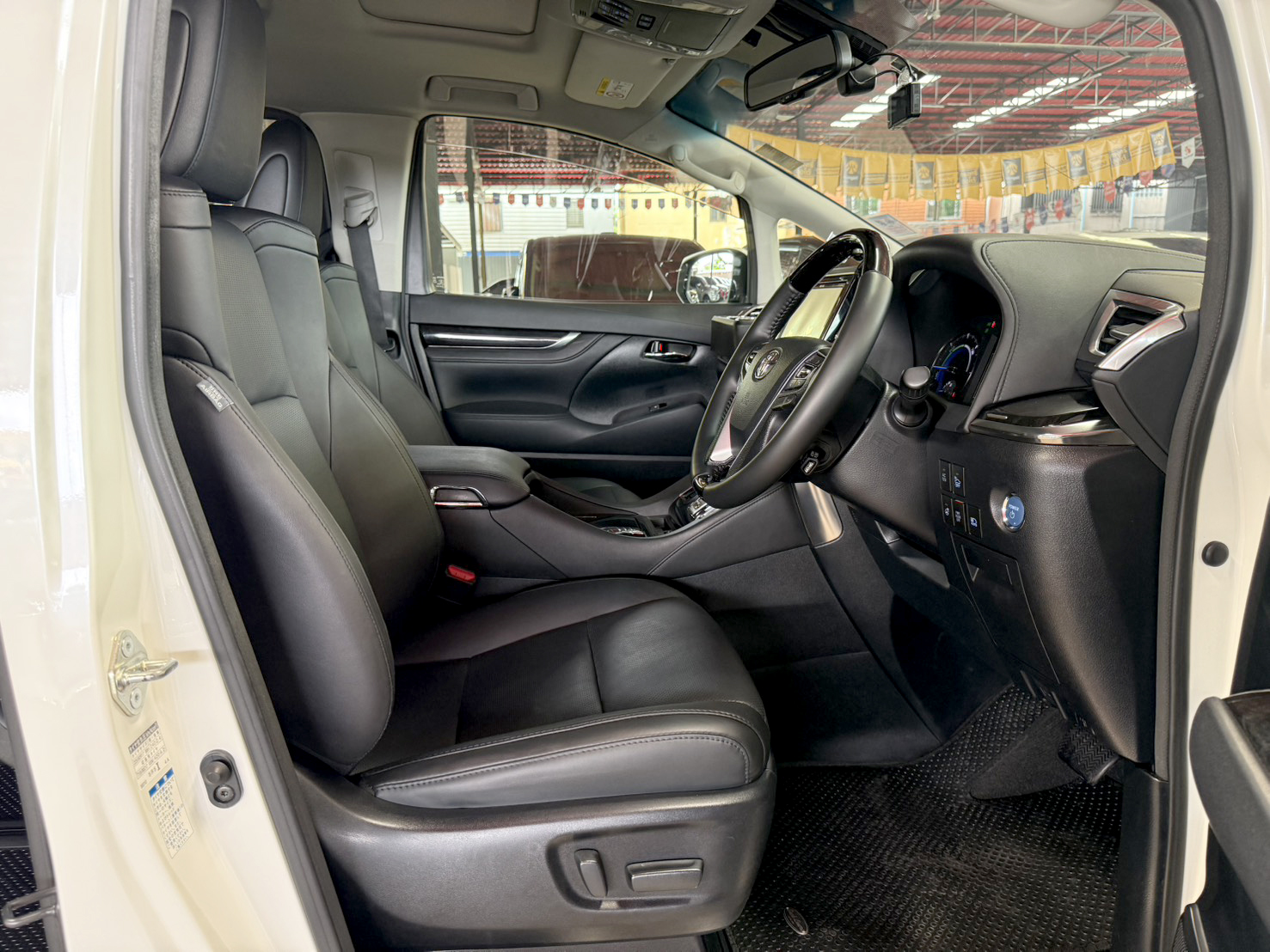 TOYOTA VELLFIRE 2.5 ZR-G HYBRID 2016
