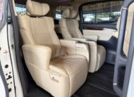 TOYOTA ALPHARD 2.5 HYBRID 2016