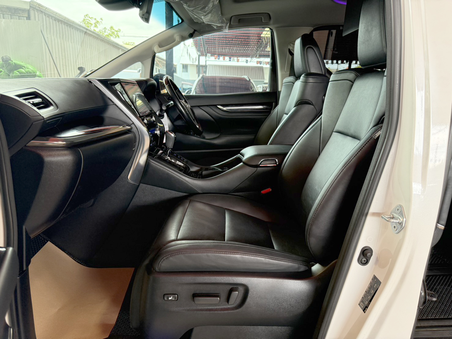 TOYOTA ALPHARD 2.5 SRC PACKAGE HYBRID 2022