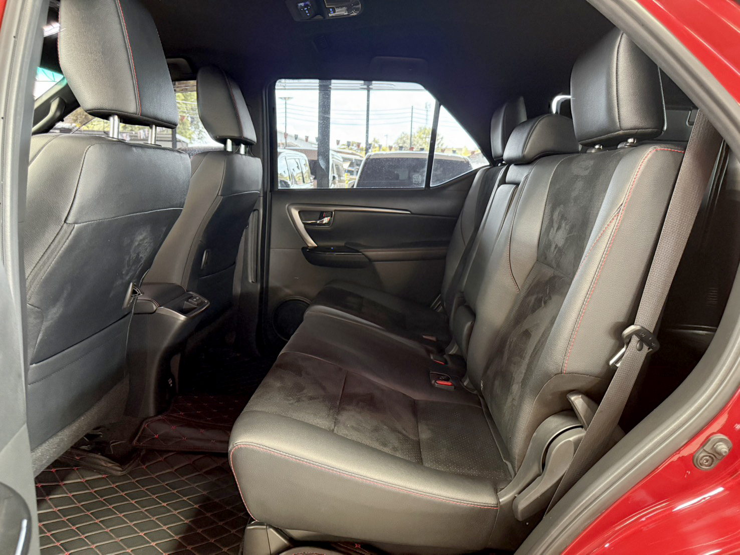 TOYOTA FORTUNER 2.8 GR SPORT 4WD 2022