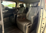 TOYOTA VELLFIRE 2.5 ZR-G HYBRID 2016