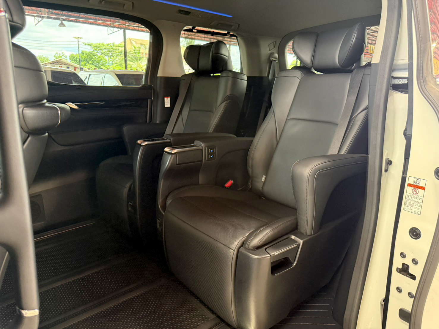 TOYOTA VELLFIRE 2.5 ZR-G HYBRID 2016