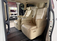 TOYOTA ALPHARD 2.5 HYBRID 2017
