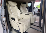 TOYOTA ALPHARD 2.5 HYBRID E-FOUR 2021