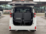 TOYOTA VELLFIRE 2.5 ZR-G HYBRID 2016