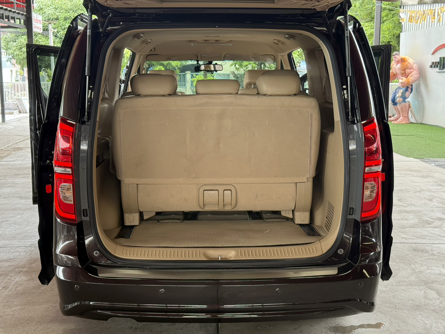 HYUNDAI H-1 2.5 DELUXE 2019