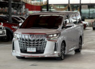 TOYOTA ALPHARD 2.5 HYBRID E-FOUR 2021