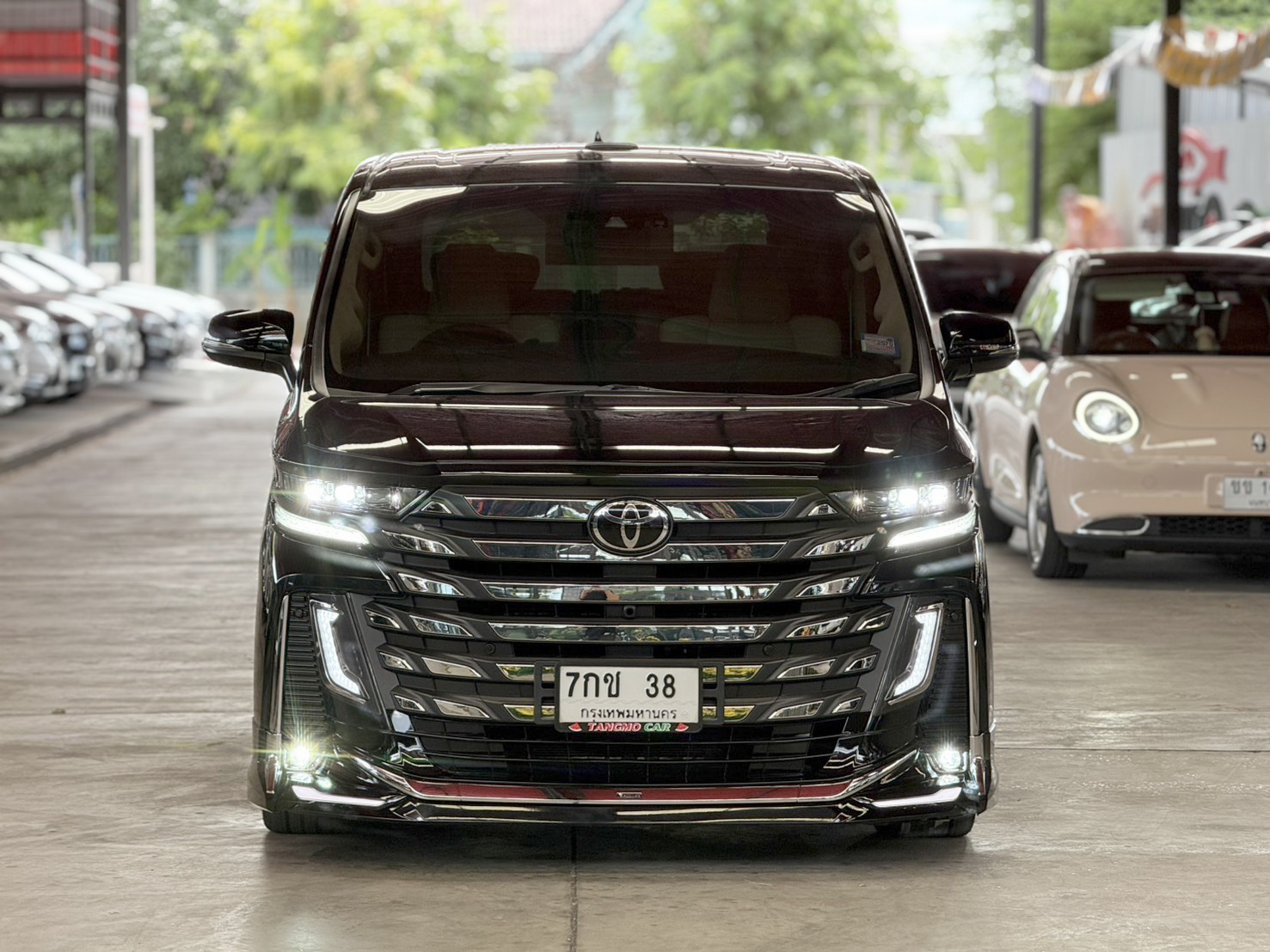 TOYOTA VELLFIRE 2.5 HYBRID E-FOUR 2021