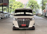 TOYOTA ALPHARD 2.5 HYBRID 2016
