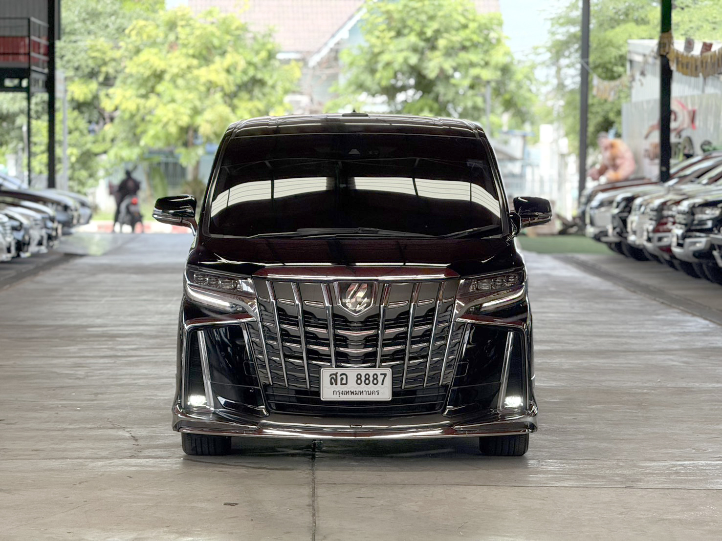 TOYOTA ALPHARD 2.5 SC PACKAGE 2019