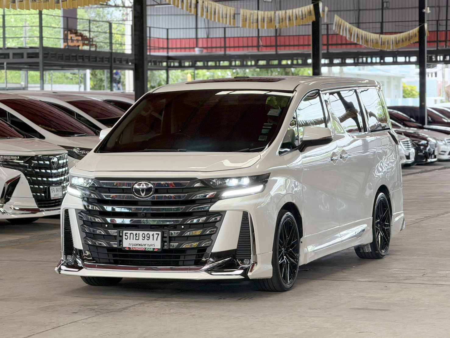 TOYOTA VELLFIRE 2.5 Z-G EDITION 2016