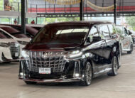 TOYOTA ALPHARD 2.5 SC PACKAGE 2017