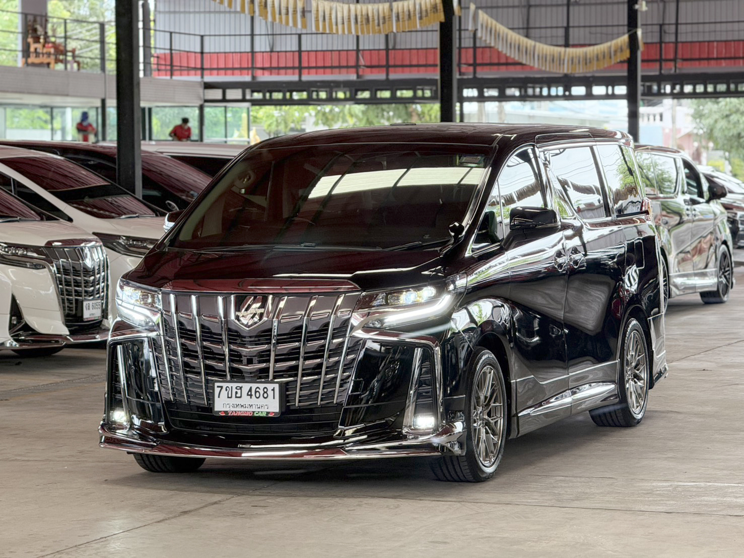 TOYOTA ALPHARD 2.5 SC PACKAGE 2017