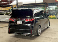 TOYOTA VELLFIRE 2.5 HYBRID E-FOUR 2021