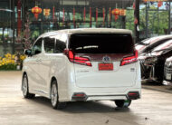 TOYOTA ALPHARD 2.5 HYBRID 2016
