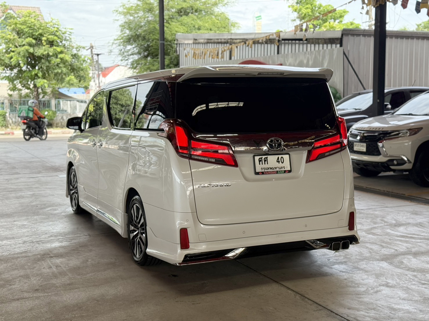 TOYOTA ALPHARD 2.5 SC PACKAGE 2021