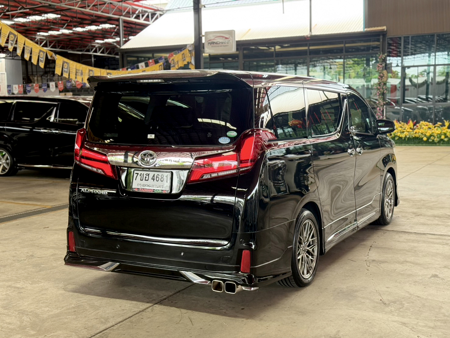 TOYOTA ALPHARD 2.5 SC PACKAGE 2017